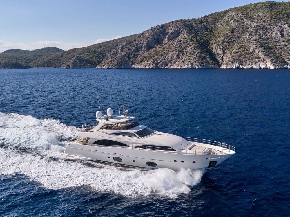 my seven s crewed greece exterior main image