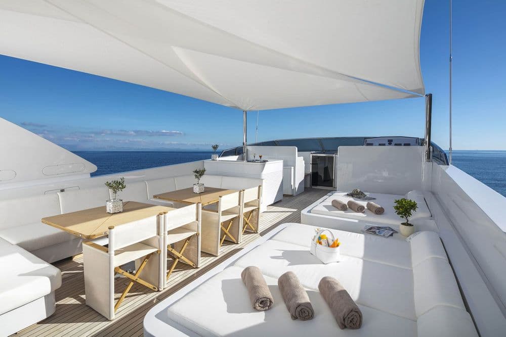 soledimare greece crewed exterior day beds