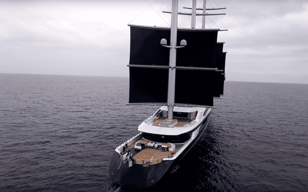 black pearl from astern exterior
