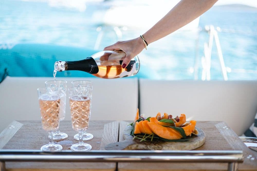 sunreef-50-crewed-catamaran-sweet-dreams pouring-rose